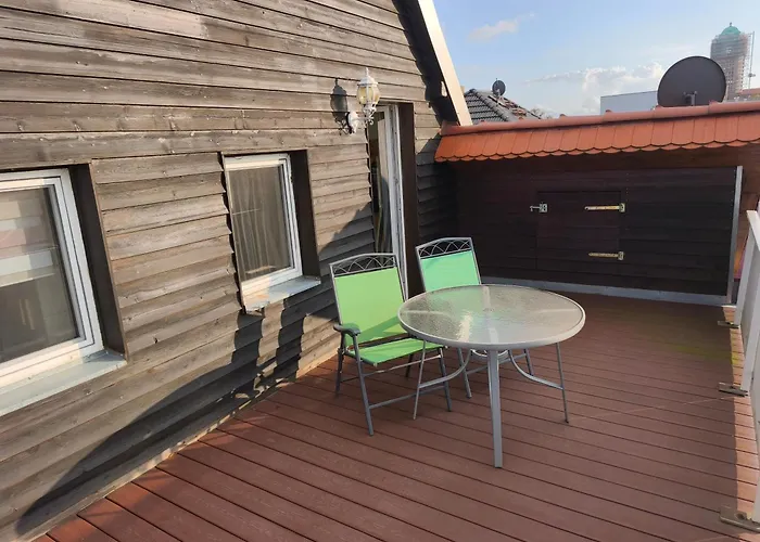 Lägenhet Maisonette With Large Terrace *