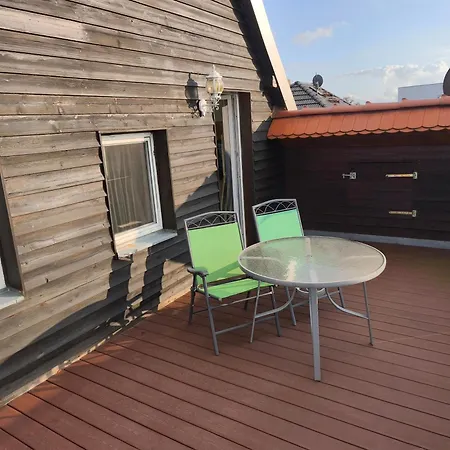 شقة Maisonette With Large Terrace *